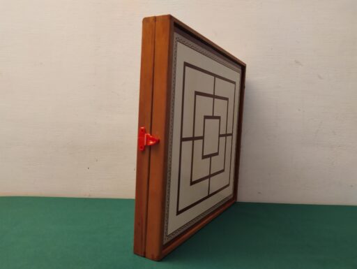 Scacchiera contenitore scacchi e pedine-bianchi e rossi