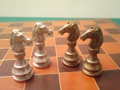 Scacchiera legno cassetto scacchi metallo e pedine bachelite