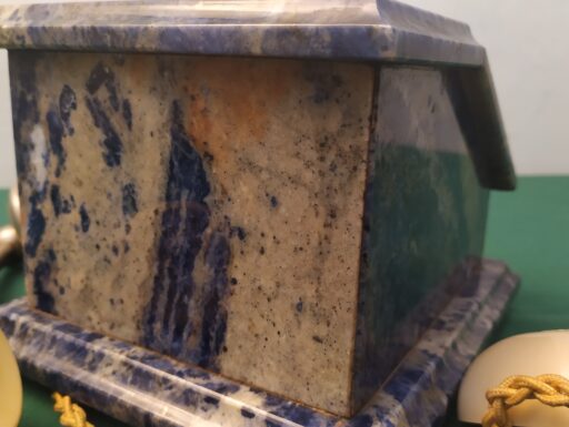 Telefono in marmo d’epoca