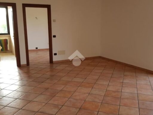 Villa indipendente su 3 lati