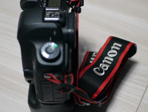 Reflex canon eos 5d mark 2 full frame con battery grip