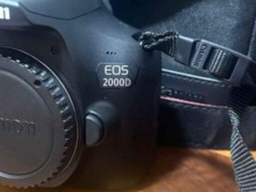 Canon eos 2000d