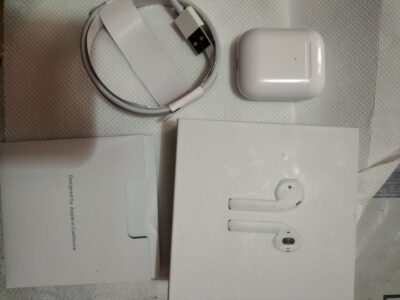 Apple airpods 2