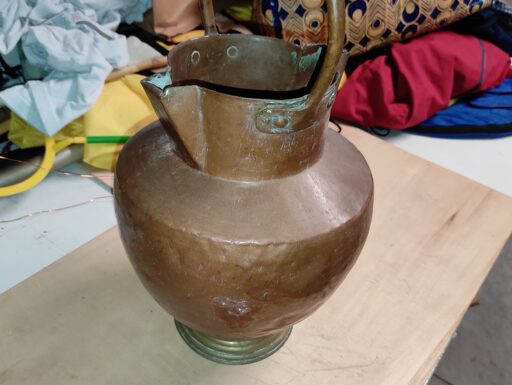 Mezzina in rame antica