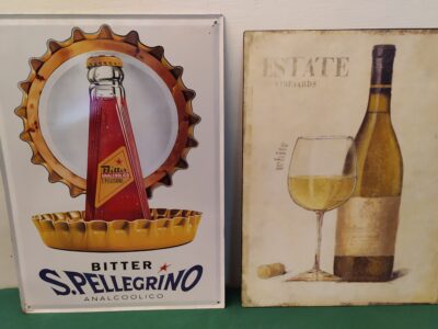 Targhe in metallo chateau bianco e bitter san pellegrino