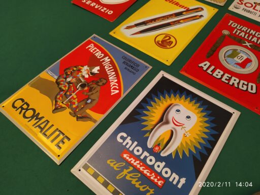 Targhe pubblicita’ dell’altro secolo secondo raggruppamento