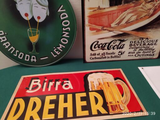 Targhe pubblicita’ storica quarto raggruppamento