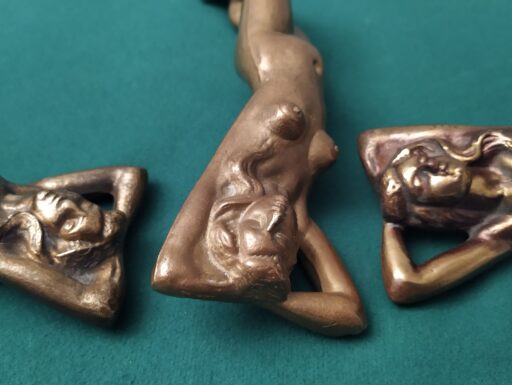 Statue ottone con base e senza