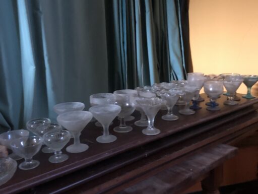 Piatti e bicchieri coppe per gelato