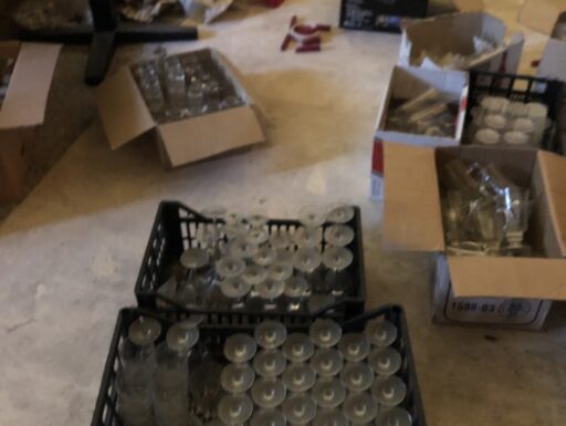 Piatti e bicchieri coppe per gelato