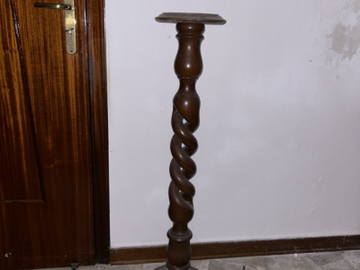 Colonnina abbellimento antica