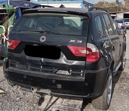 Pezzi bmw x3 nera 3.0d