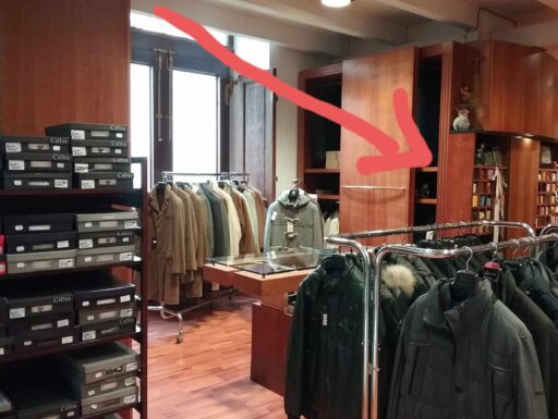 Armadi in legno con porte scorrevoli da smontare