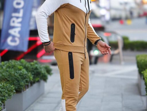 Tute nike tech – spedizione gratuita