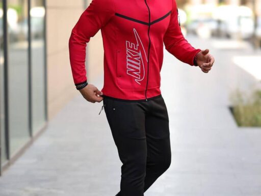 Tute nike tech – spedizione gratuita