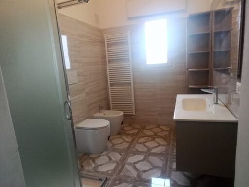 Casa di civile abitazione in guagnano (le), alla via arno n.31