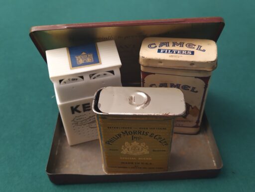 Radio transistor am e contenitori metallo anni 40/50/60