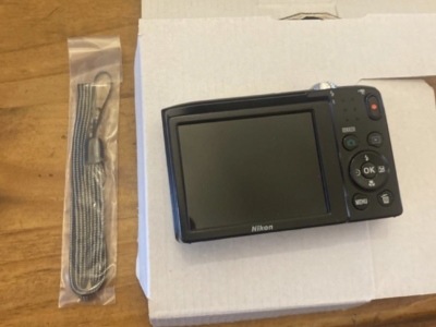 Macchina fotografica nikon coolpix s600