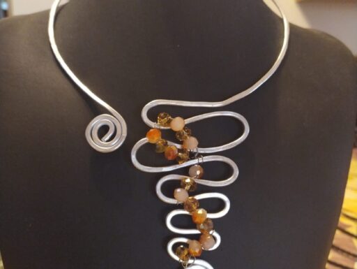 Collane fatte artigianalmente