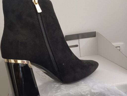 Stivali primadonna n 38 in camoscio nero