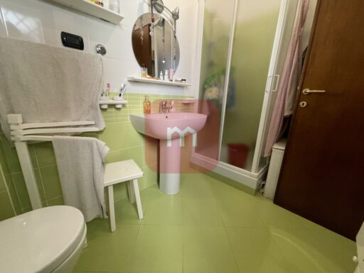 Villino fuori terra in esafamiliare fiumicino