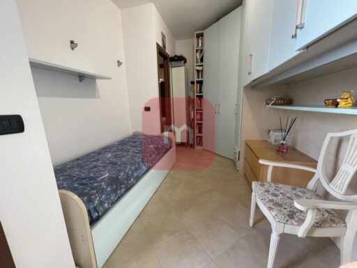 Villino fuori terra in esafamiliare fiumicino