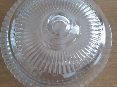 Piatto con cupola per dolce