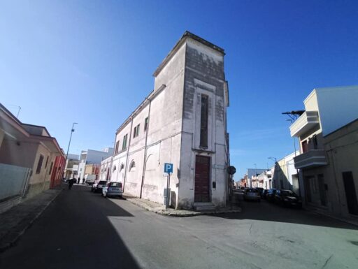 Complesso edilizio in san donaci br