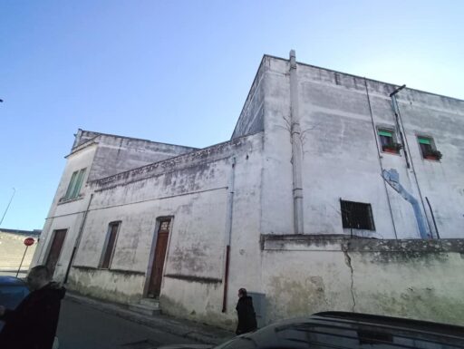 Complesso edilizio in san donaci br