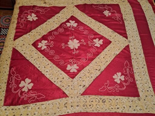 Coperta antiquariato pizzo e seta