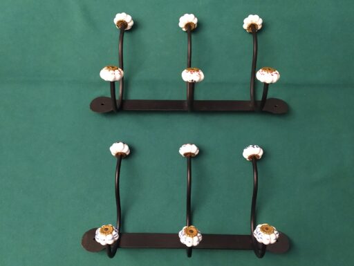 Appendiabiti in ferro e pomelli in ceramica in vari colori