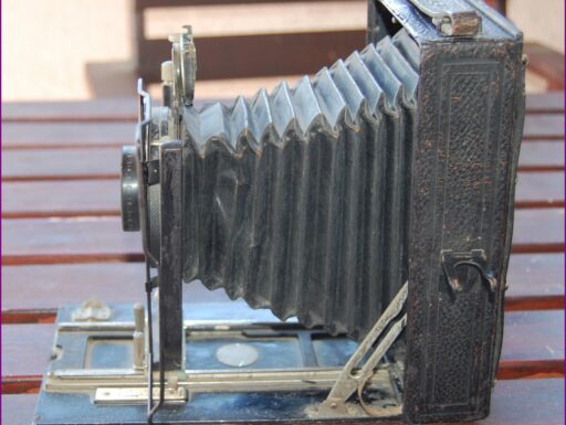 Antica grande macchina fotografica lastre tenax x esposizione