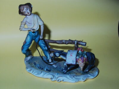 Statuina di capodimonte