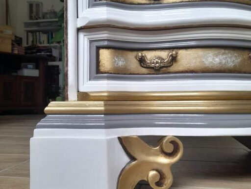 Comodini antiquariato rinnovati