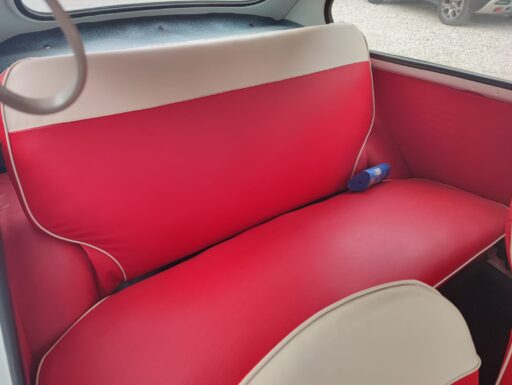 Auto d’epoca fiat 600 d