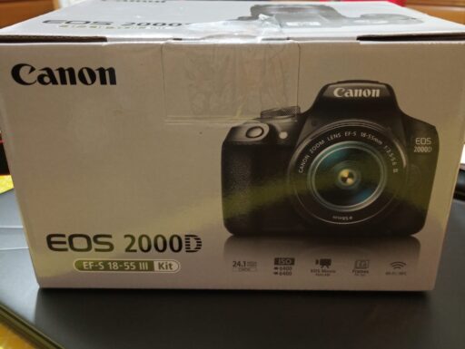Reflex canon eos 2000d + canon ef-s 18-55 + canon ef 75-300