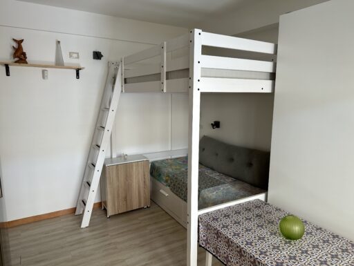 Villetta in contesto residenziale