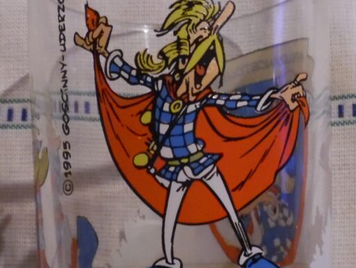 Bicchiere da collezione nutella asterix anno 1995