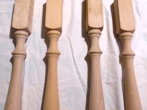 4 gambe per tavolo in legno di faggio