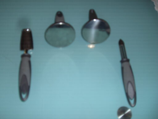 Cucina: set di quattro attrezzi per uso manuale.