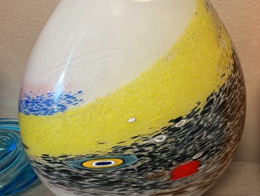 Vaso alto 32 cm e piatti diametro 38 cm