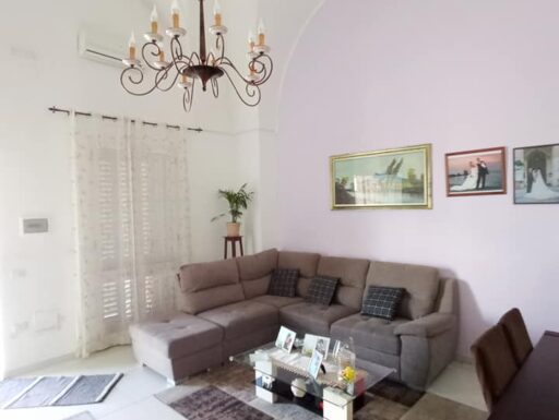 Casa di civile abitazione