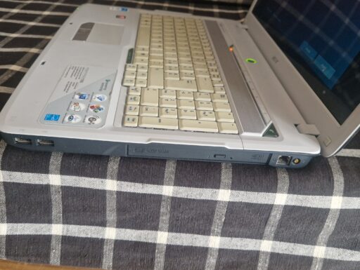 Computer portatile asus aspire 7720g
