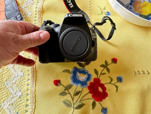 Macchina fotografica digitale canon eos 550d +accessori