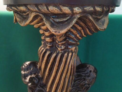 Colonna capitello d’epoca