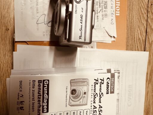 Macchina fotografica canon powershot a540 6 megapixel