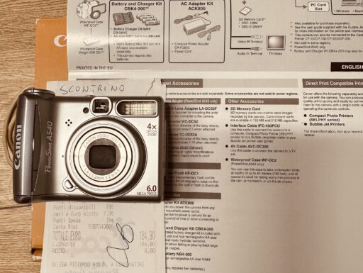 Macchina fotografica canon powershot a540 6 megapixel