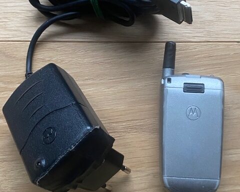 Motorola star tak (tartaruga) vintage v51