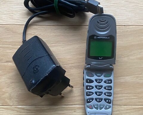 Motorola star tak (tartaruga) vintage v51