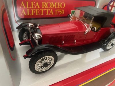 Modellino alfa romeo